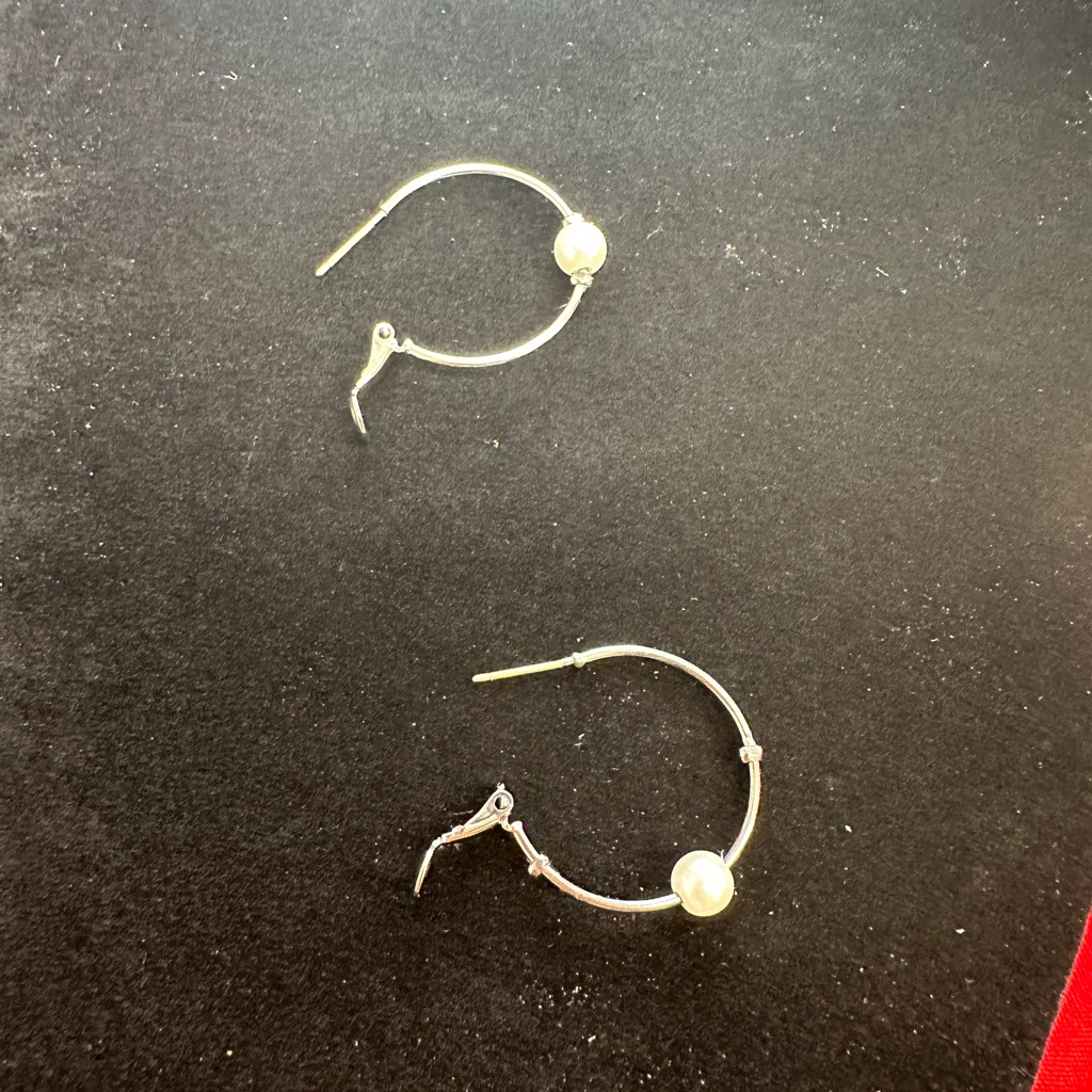 Silver Tone Hoop Earrings With Pearl 8$